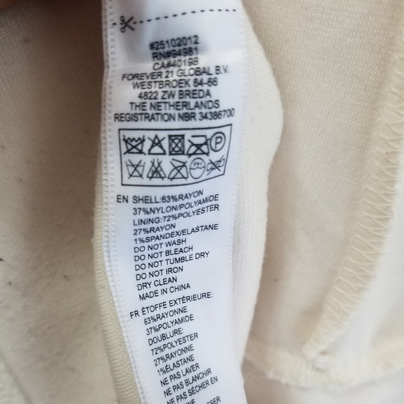 Cream lace peplum top 🌙 - Picture 6 of 6